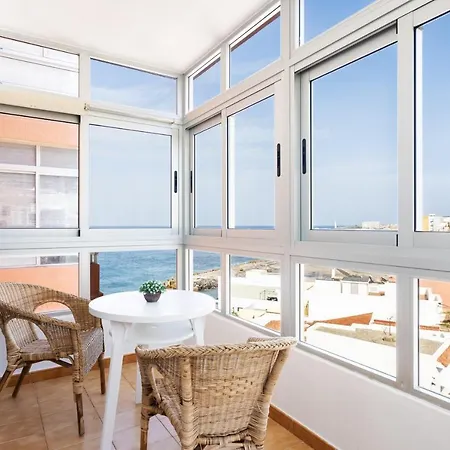 Live Bajamar Luna Balcony & Beach View Apartment *